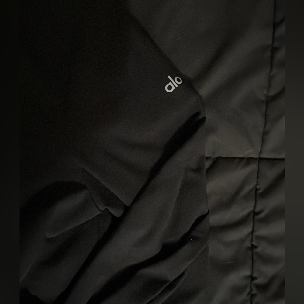 ALO Conquer Max Full Zip - Picture 2 of 5